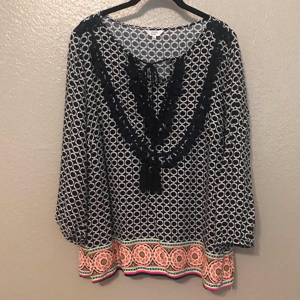 Super cute top with tassels